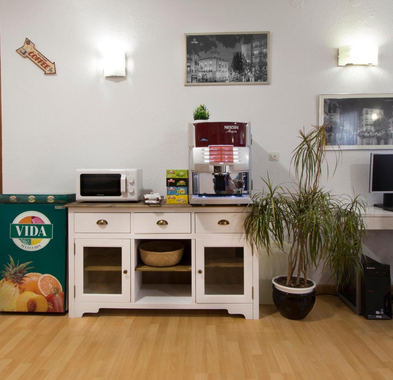 לוגרוניו Hostal La Numantina מראה חיצוני תמונה