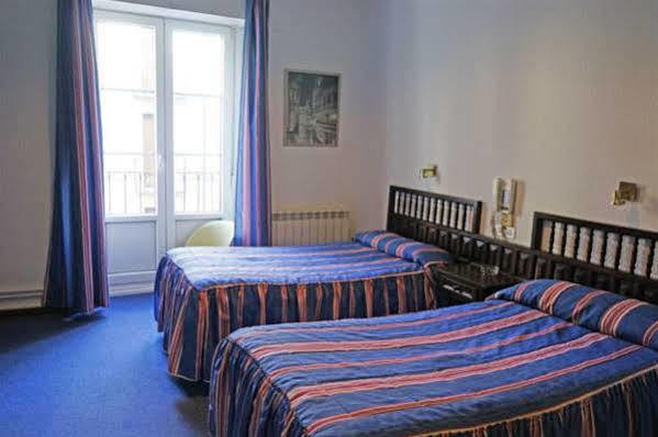 לוגרוניו Hostal La Numantina מראה חיצוני תמונה